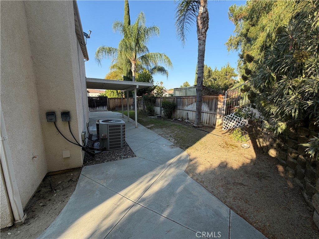 45402 Eagle Crest Lane