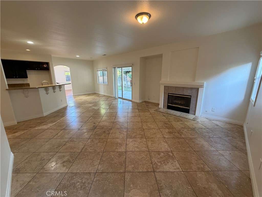 45402 Eagle Crest Lane