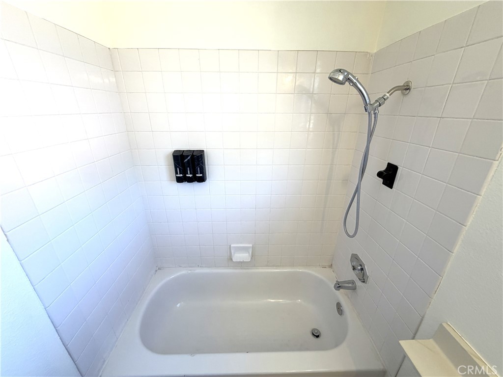 39858 Amberley Circle