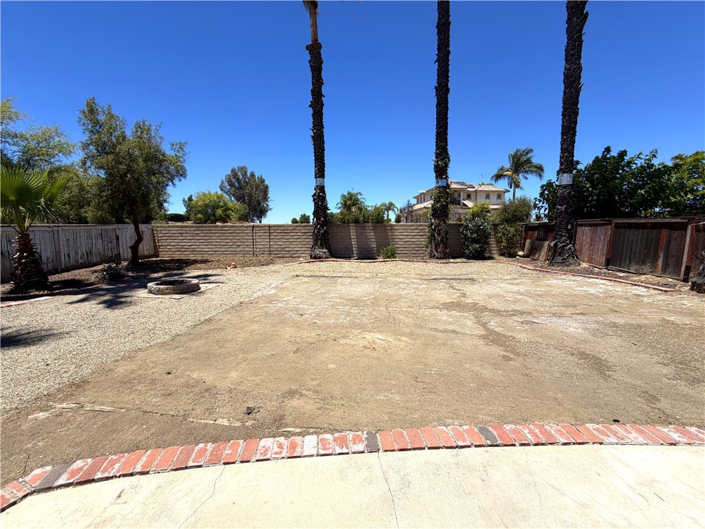 39858 Amberley Circle