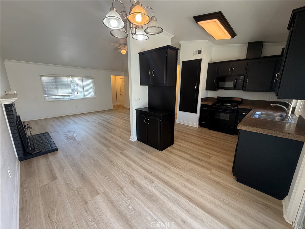 1502 Berkeley Drive