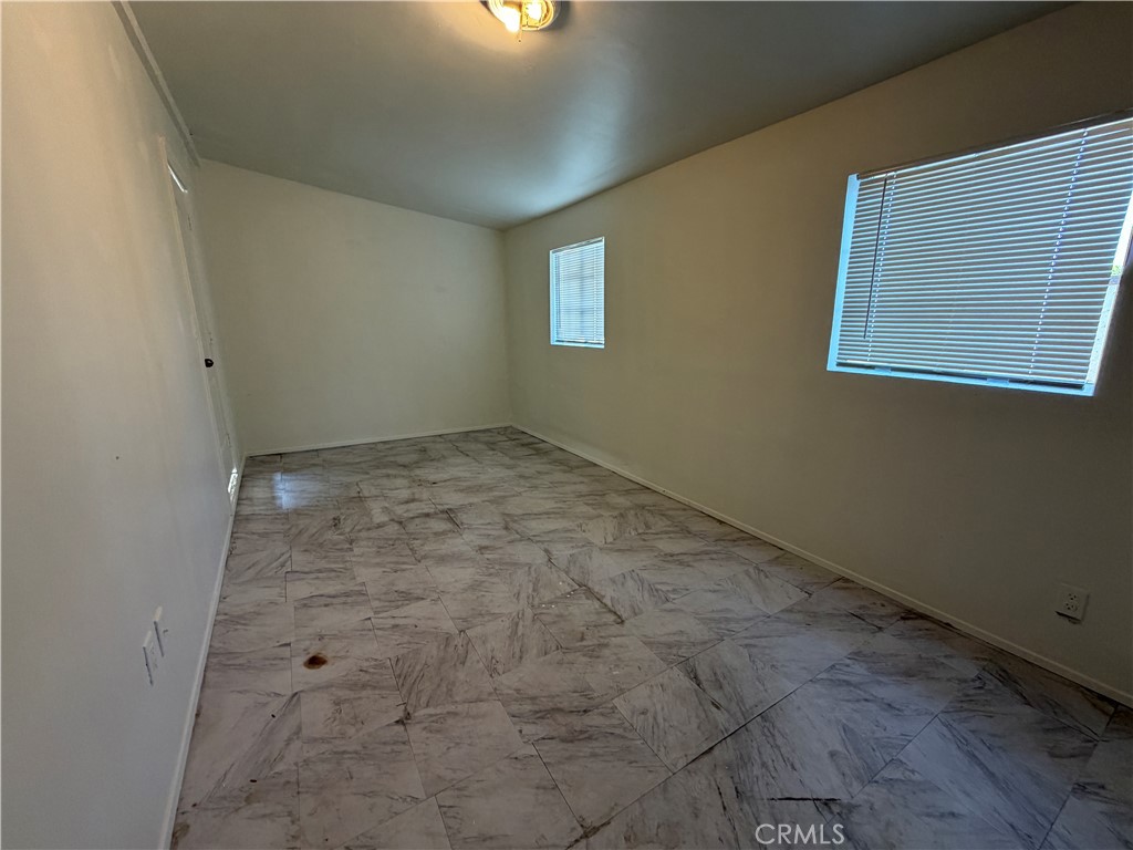 644 N Hagar Street