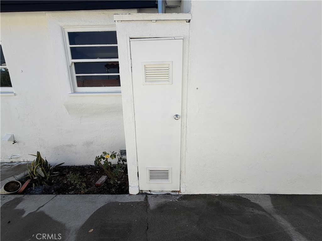 644 N Hagar Street
