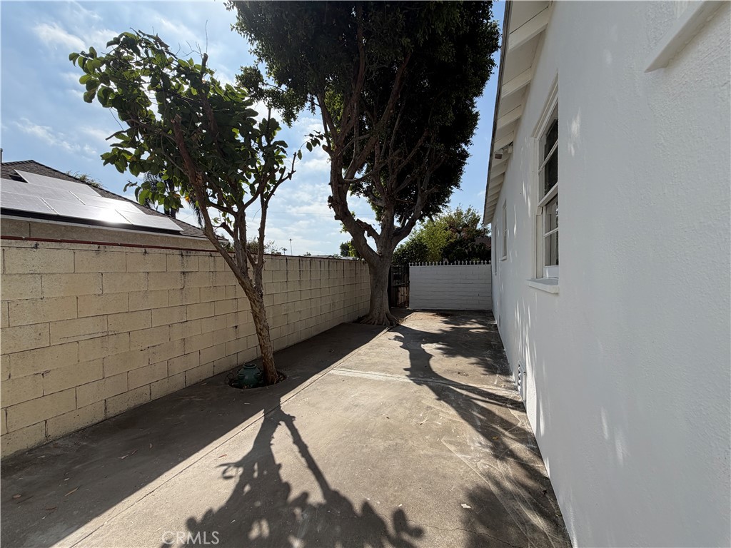 644 N Hagar Street