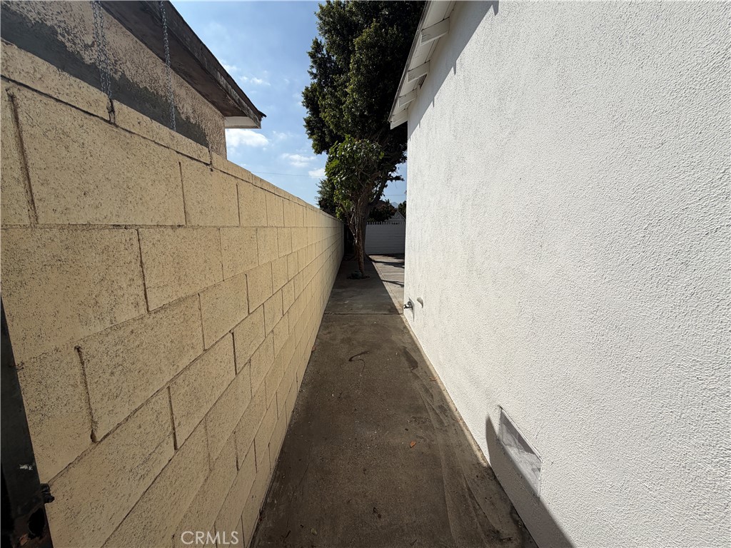 644 N Hagar Street