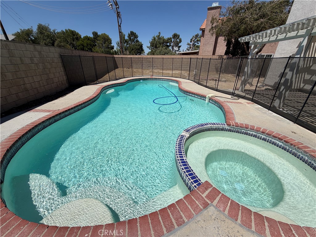 201 Tahquitz Place