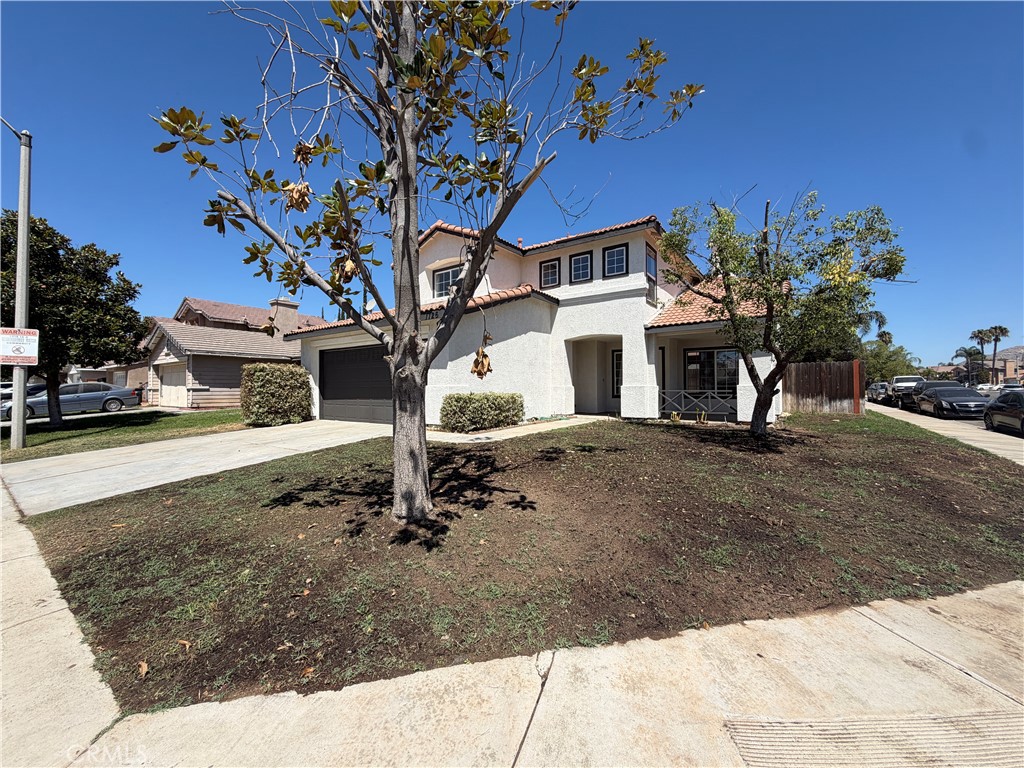 1126 Autumnwood Lane