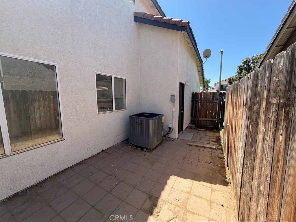 1126 Autumnwood Lane