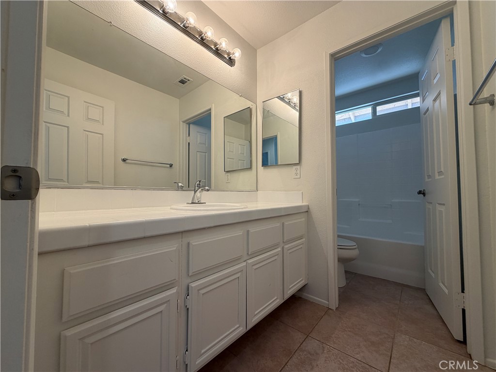 5180 Ravenstone Drive