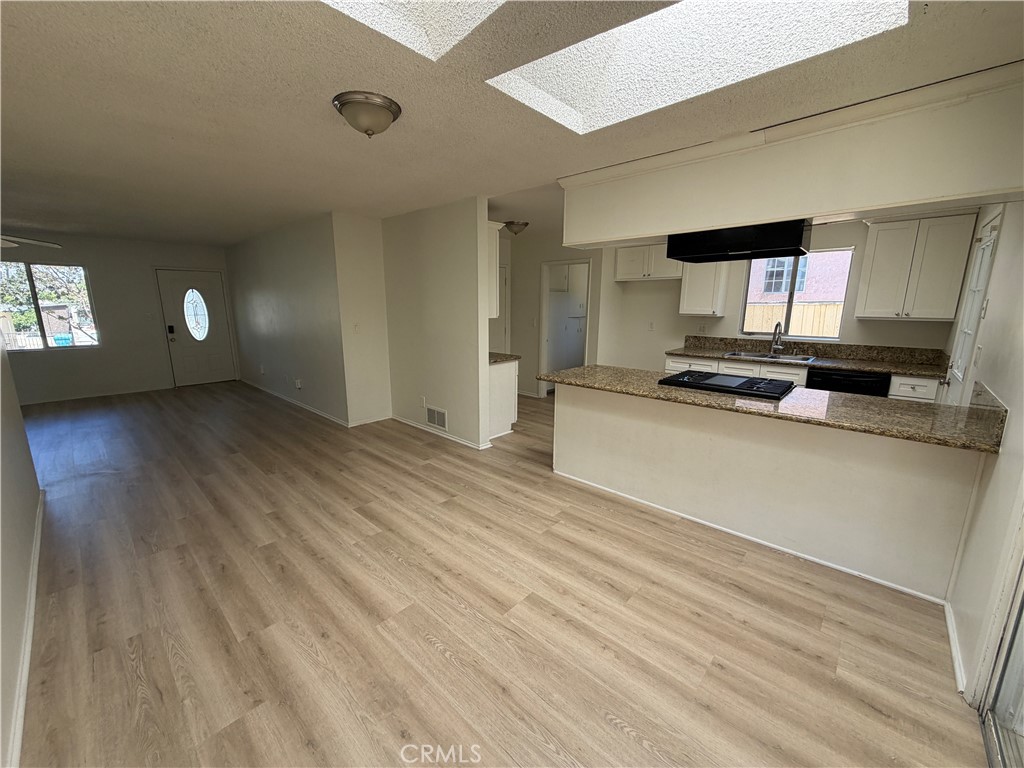 2204 Calle Tortuosa