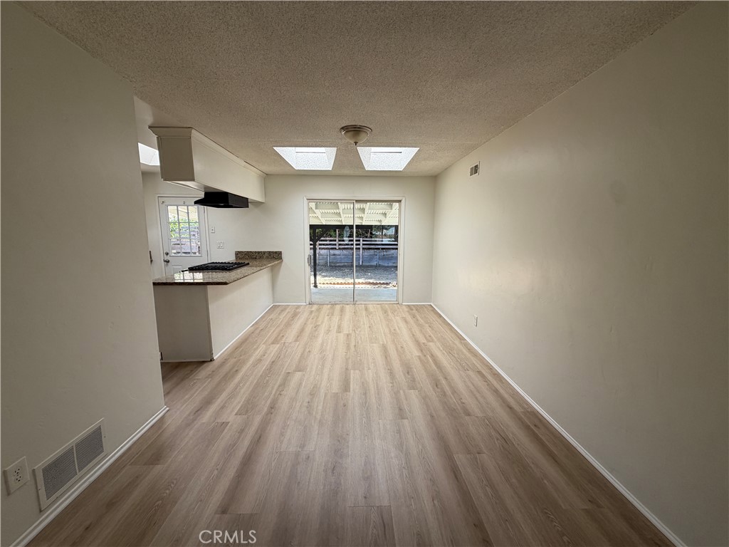 2204 Calle Tortuosa