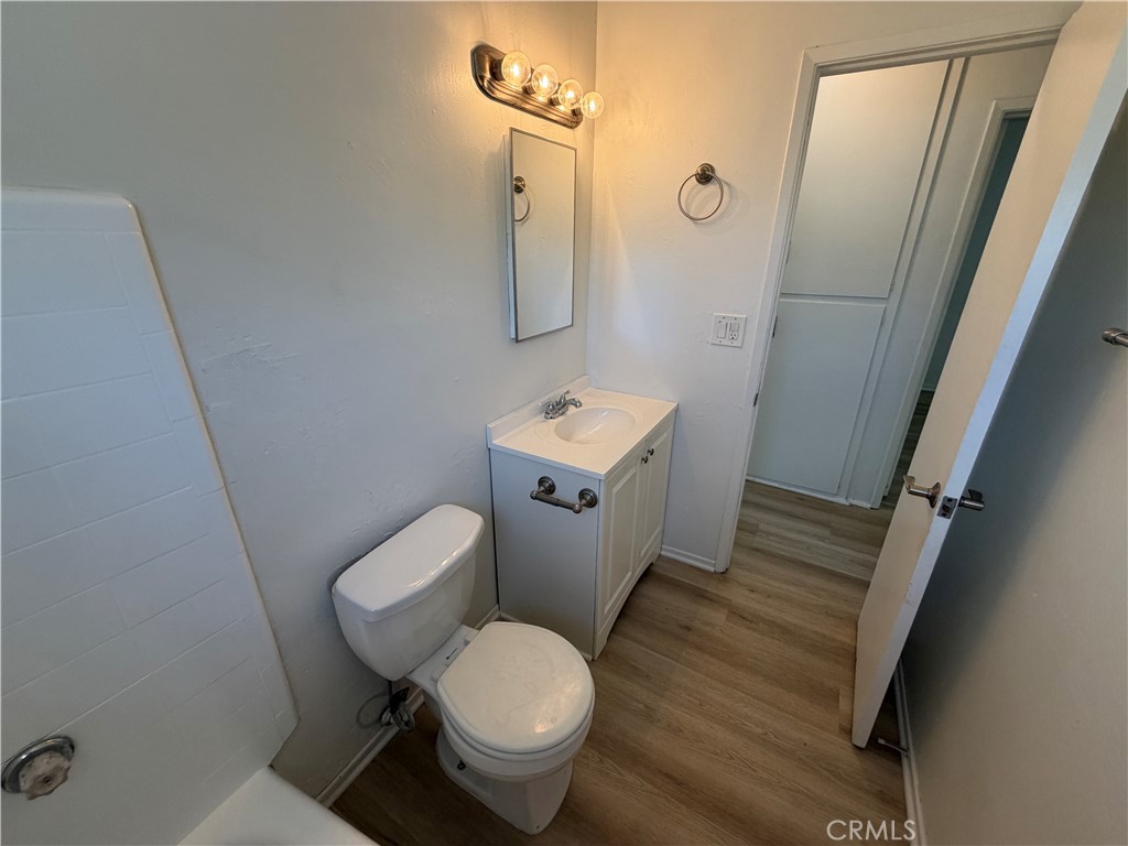 2204 Calle Tortuosa
