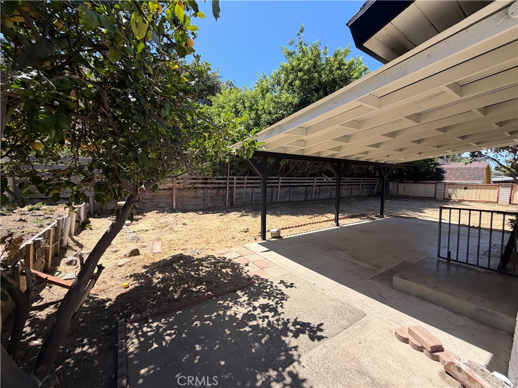 2204 Calle Tortuosa