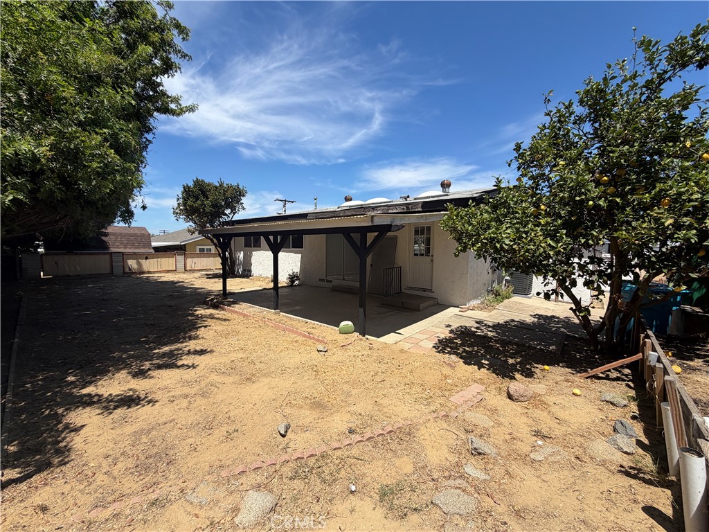 2204 Calle Tortuosa