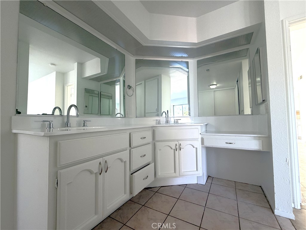 13867 Calada Drive