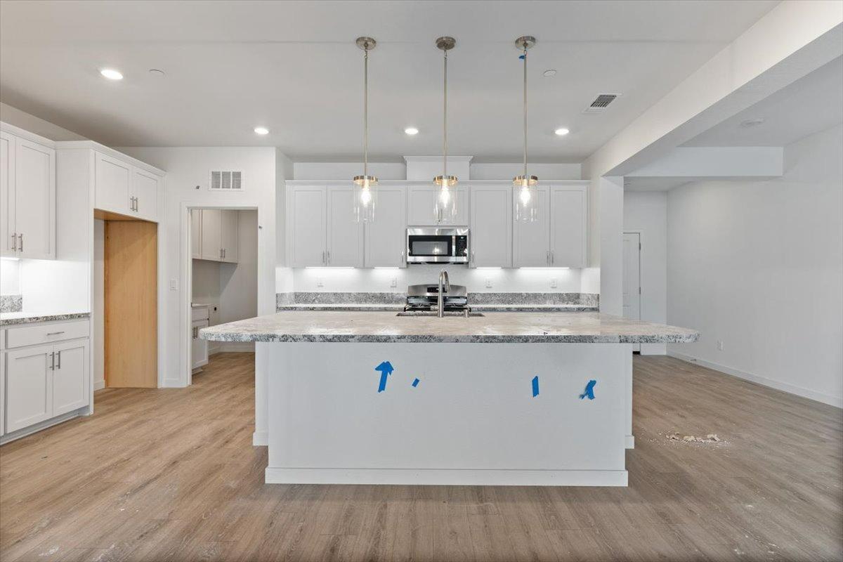 330 Sunrise Boulevard