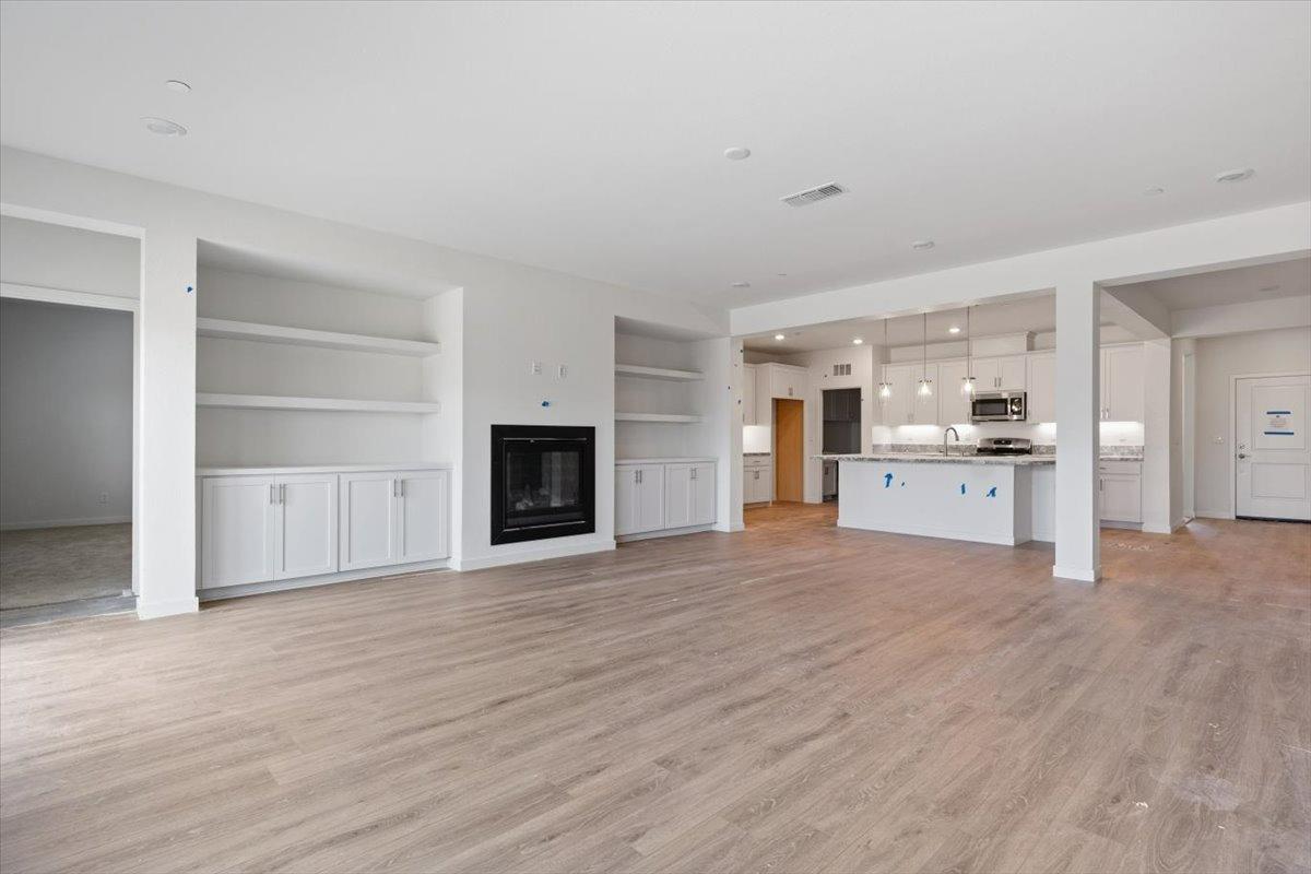 330 Sunrise Boulevard