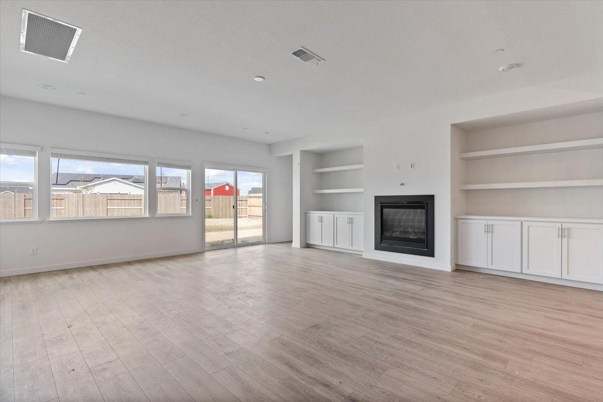 330 Sunrise Boulevard