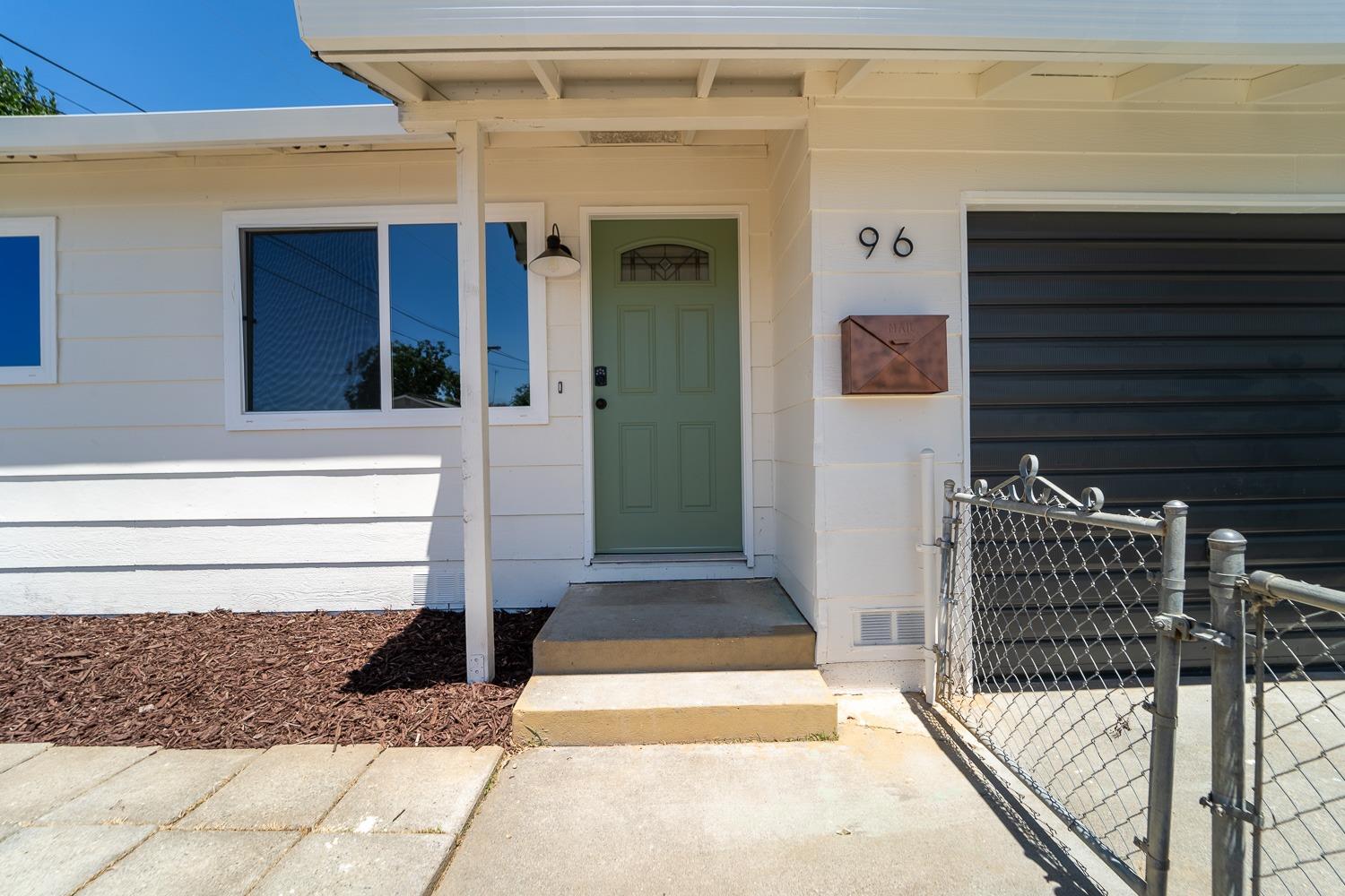 96 Navajo Avenue