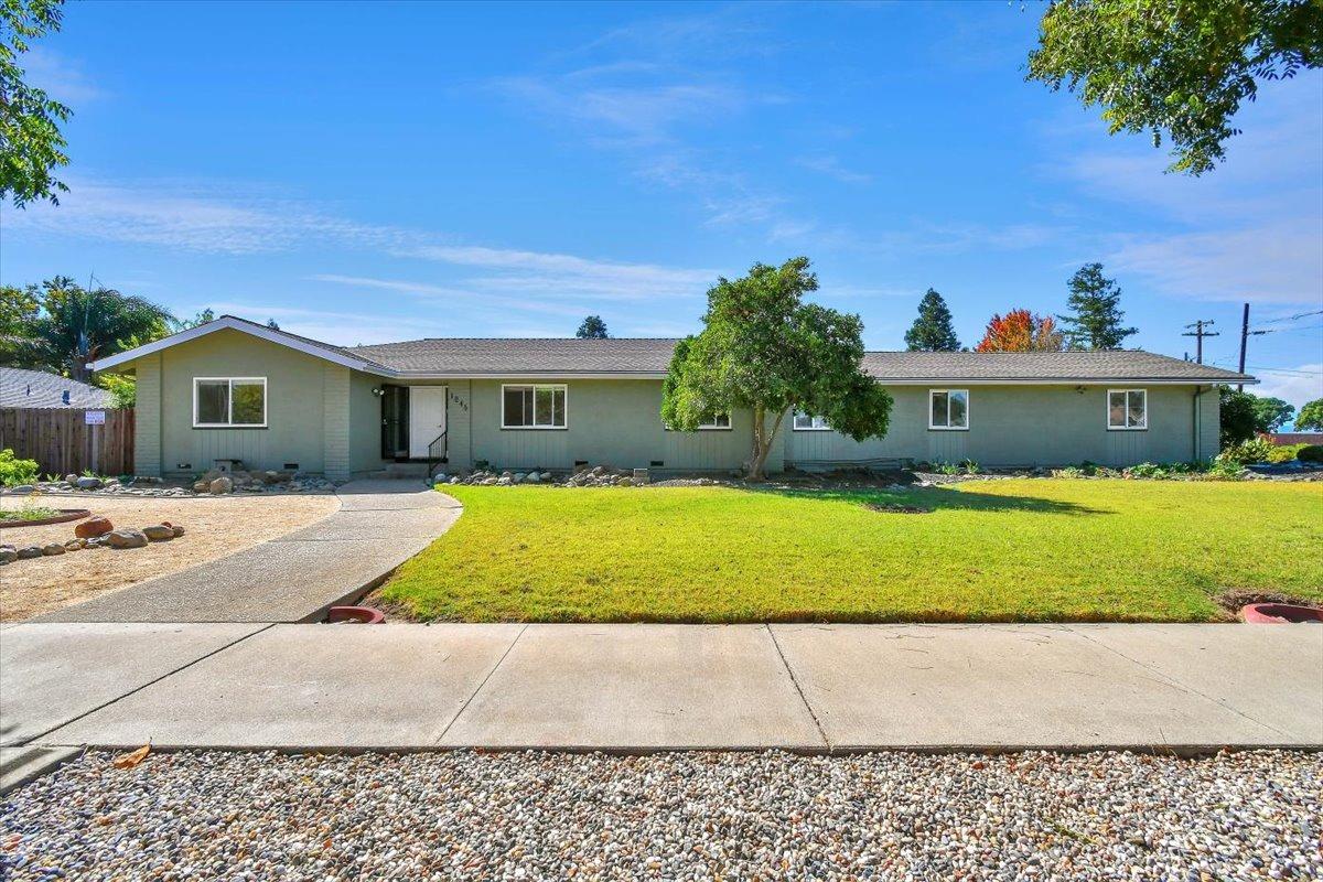 1245 Fremont