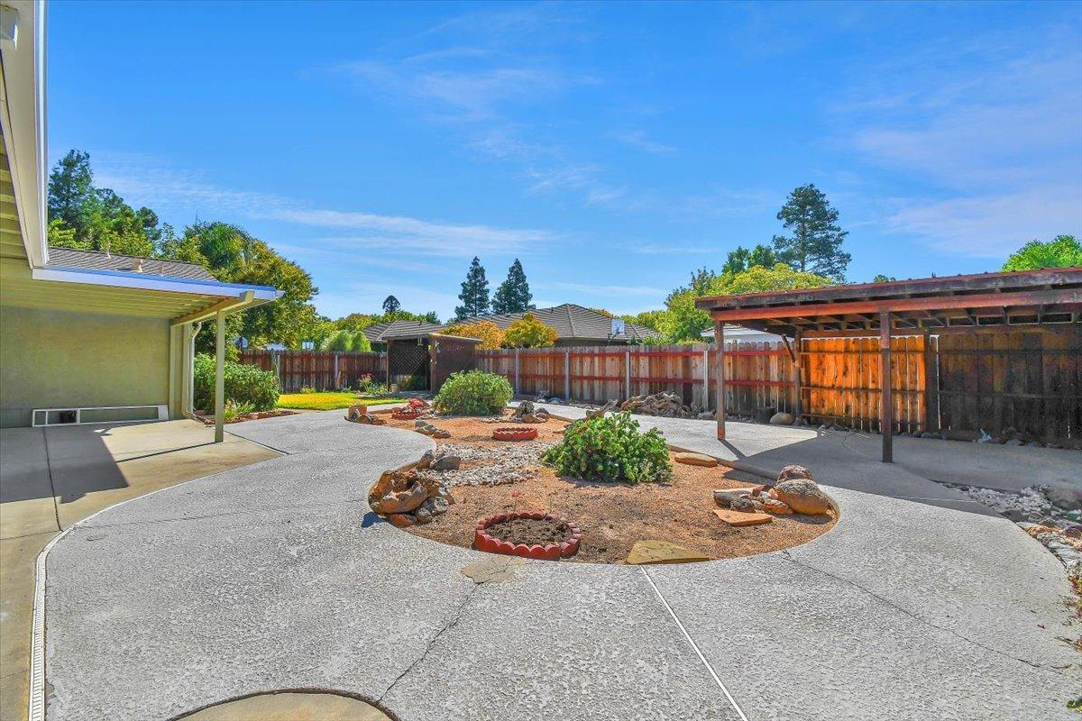 1245 Fremont