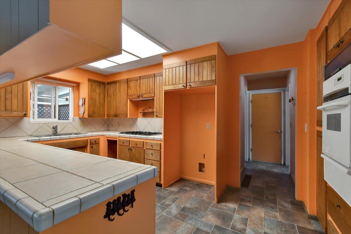 1245 Fremont
