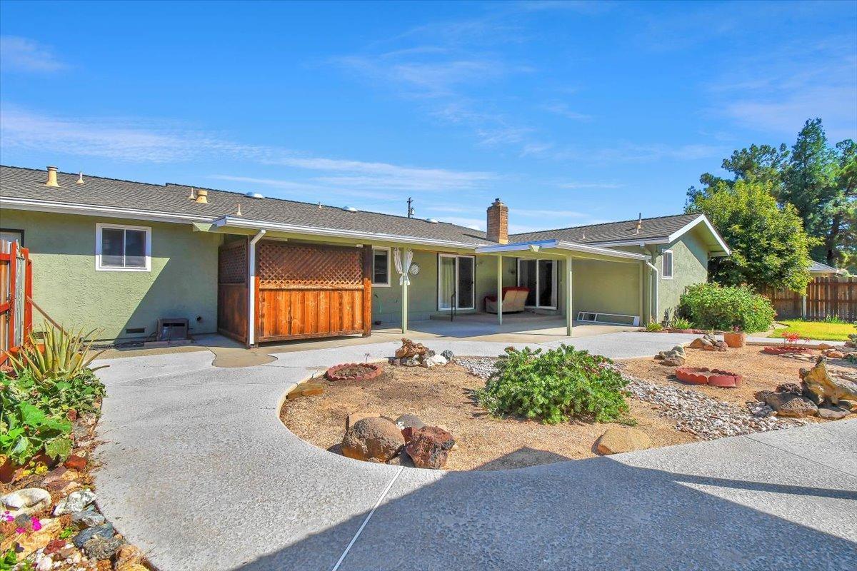 1245 Fremont