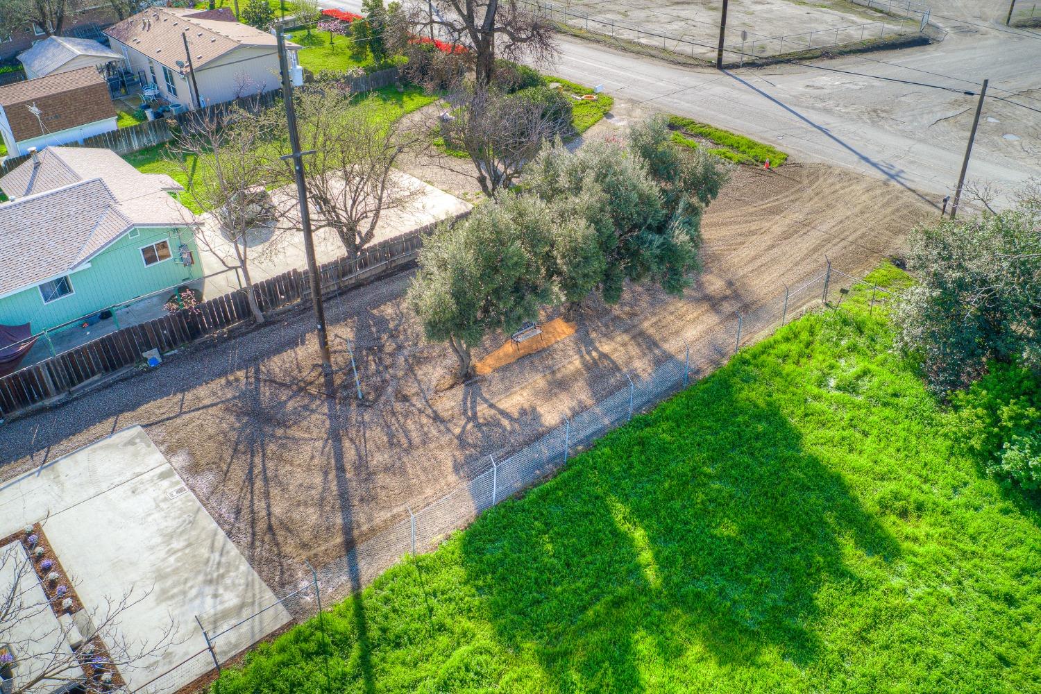 1404 Lurline Avenue