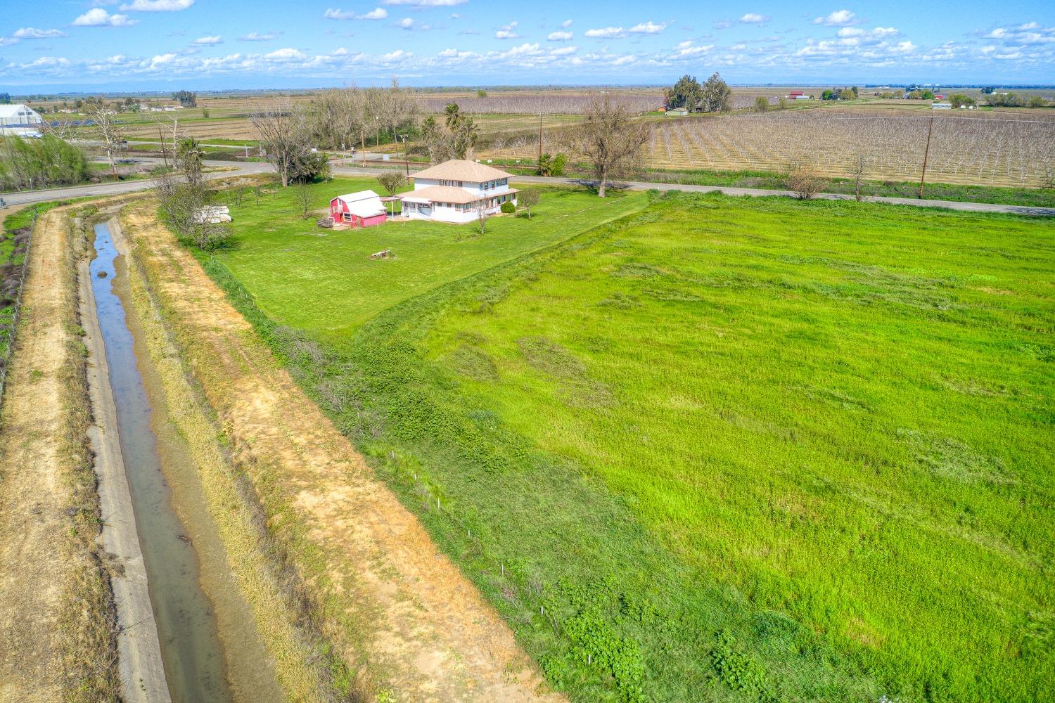 4827 W Hwy 99