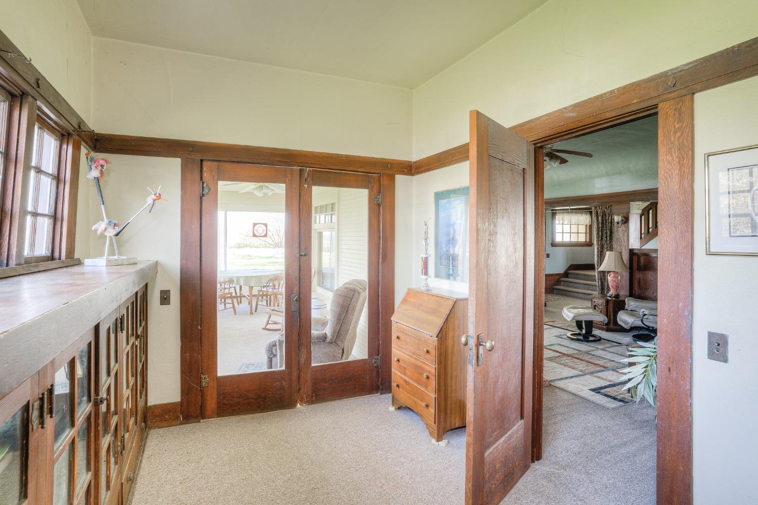 4827 W Hwy 99