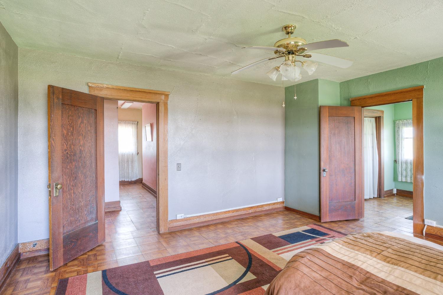4827 W Hwy 99