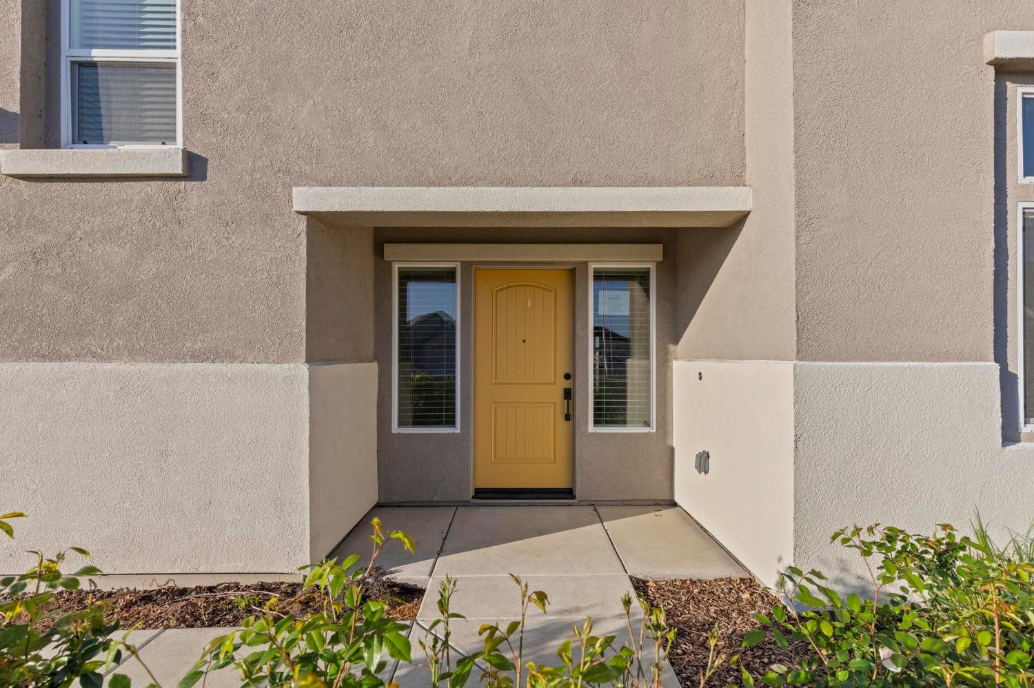 514 Voyager Court