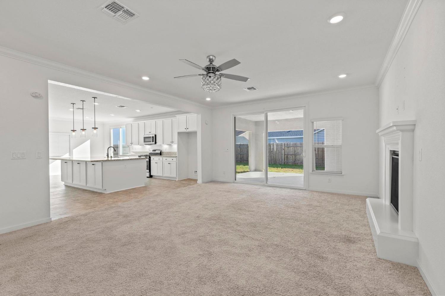 514 Voyager Court