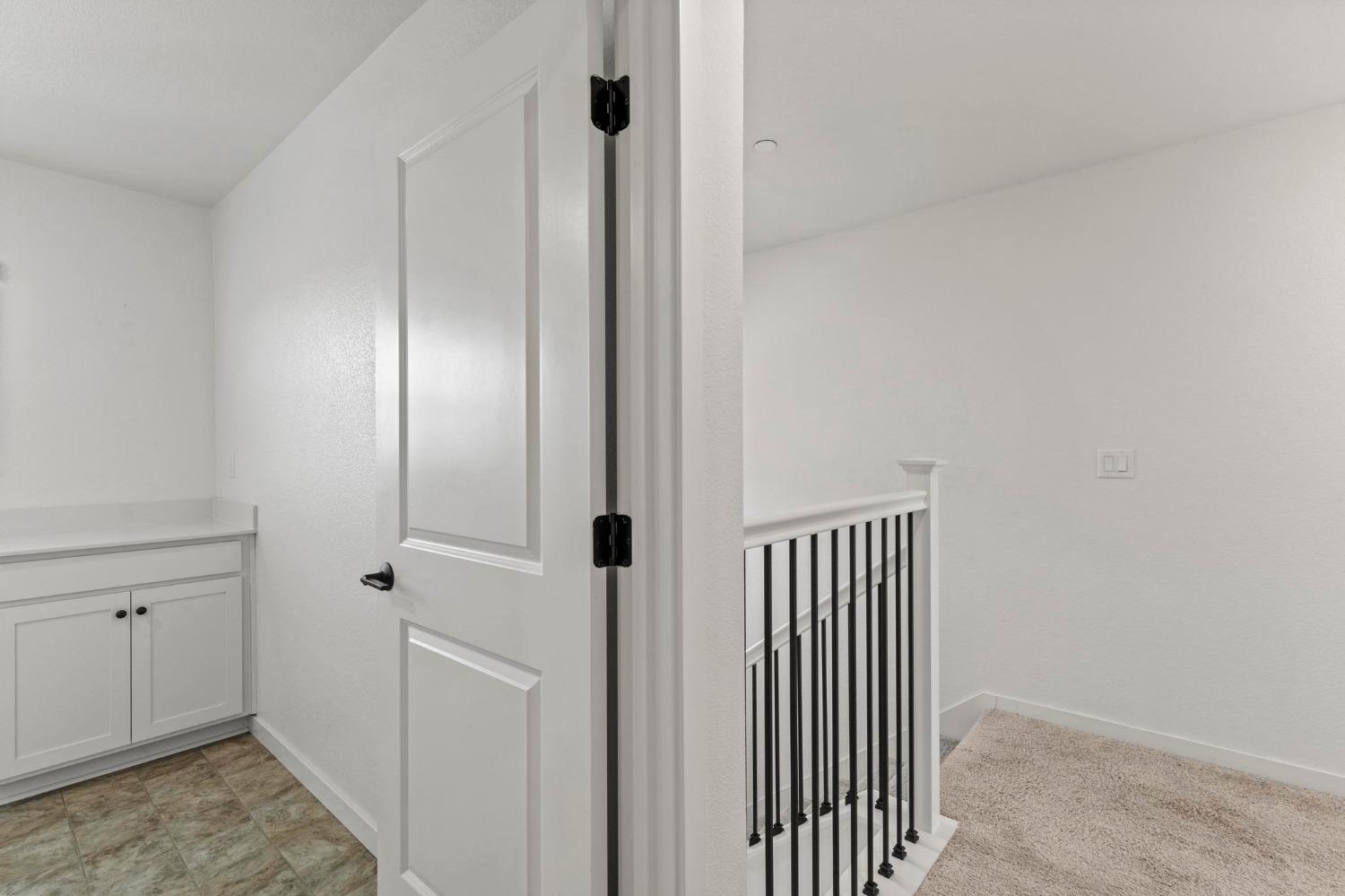 514 Voyager Court