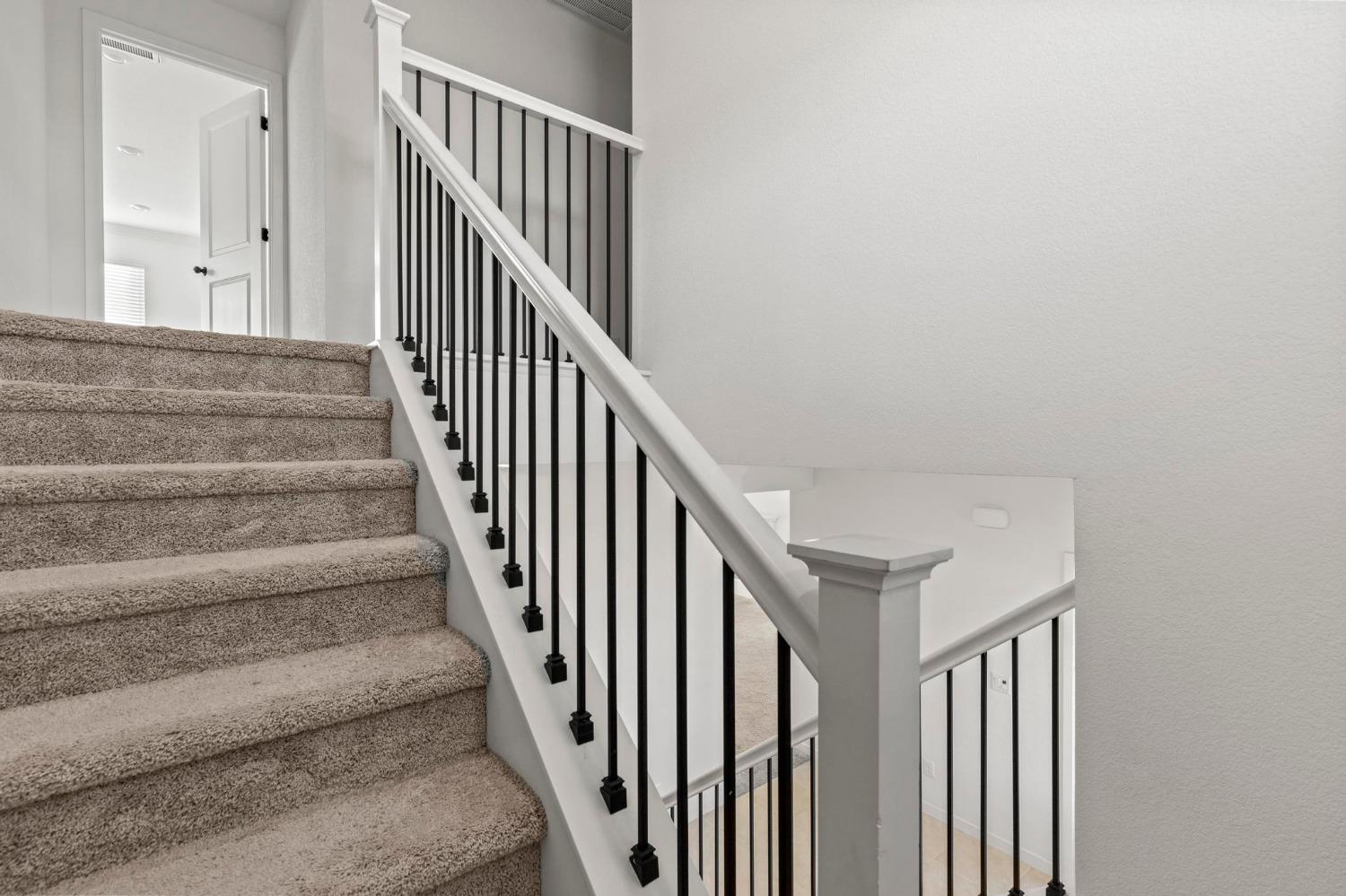 514 Voyager Court