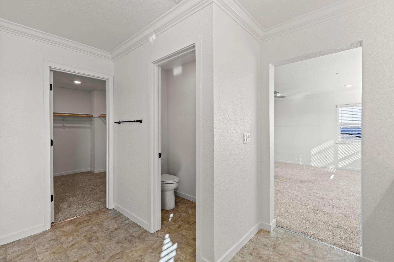 514 Voyager Court