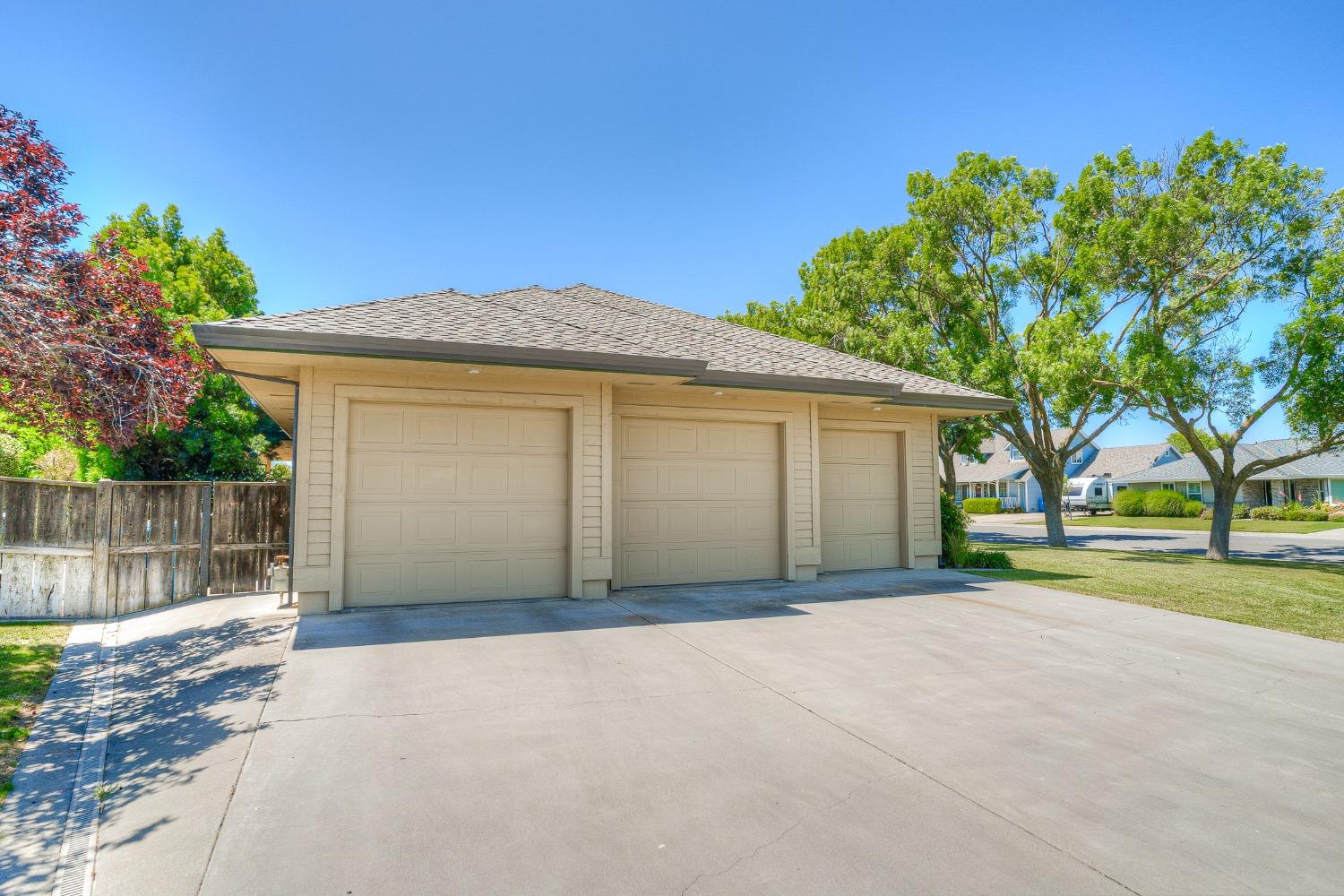 205 Country Club Drive