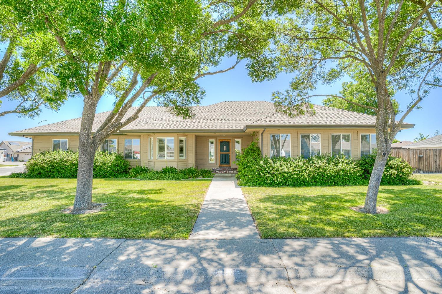 205 Country Club Drive
