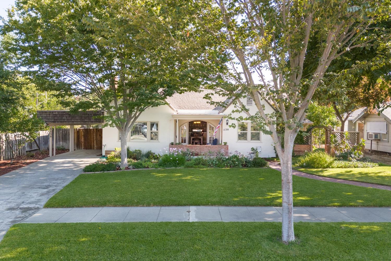 1138 Clay Street