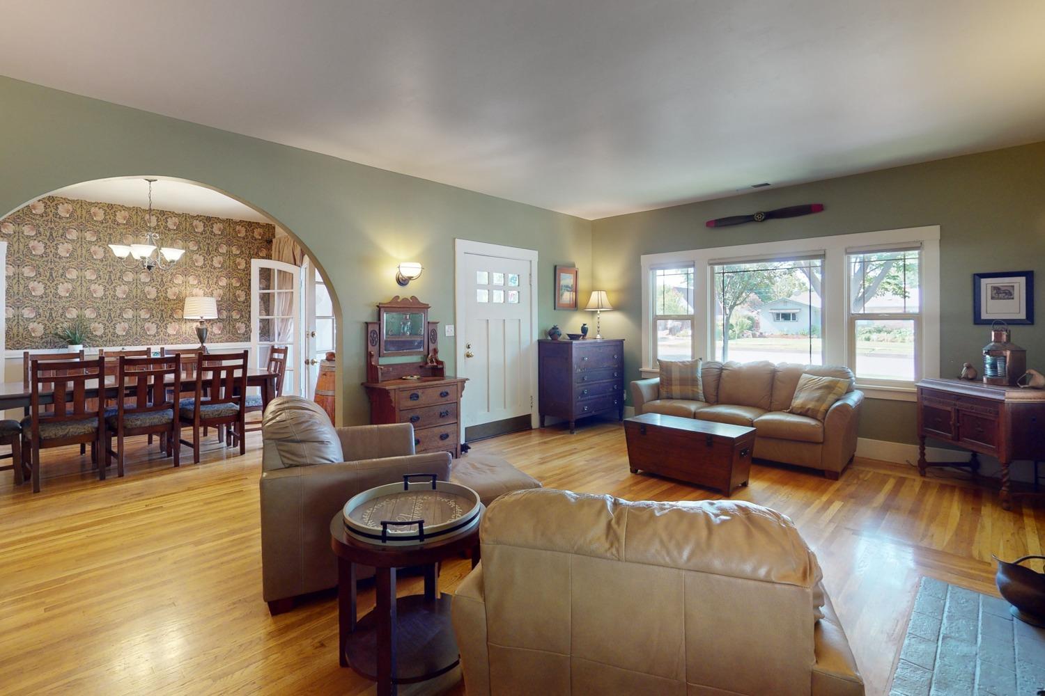 1138 Clay Street