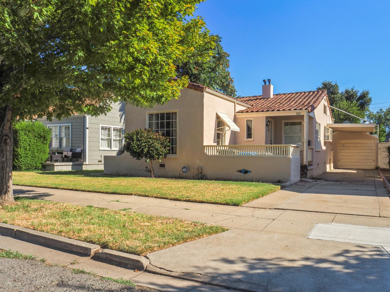 922 7th Street