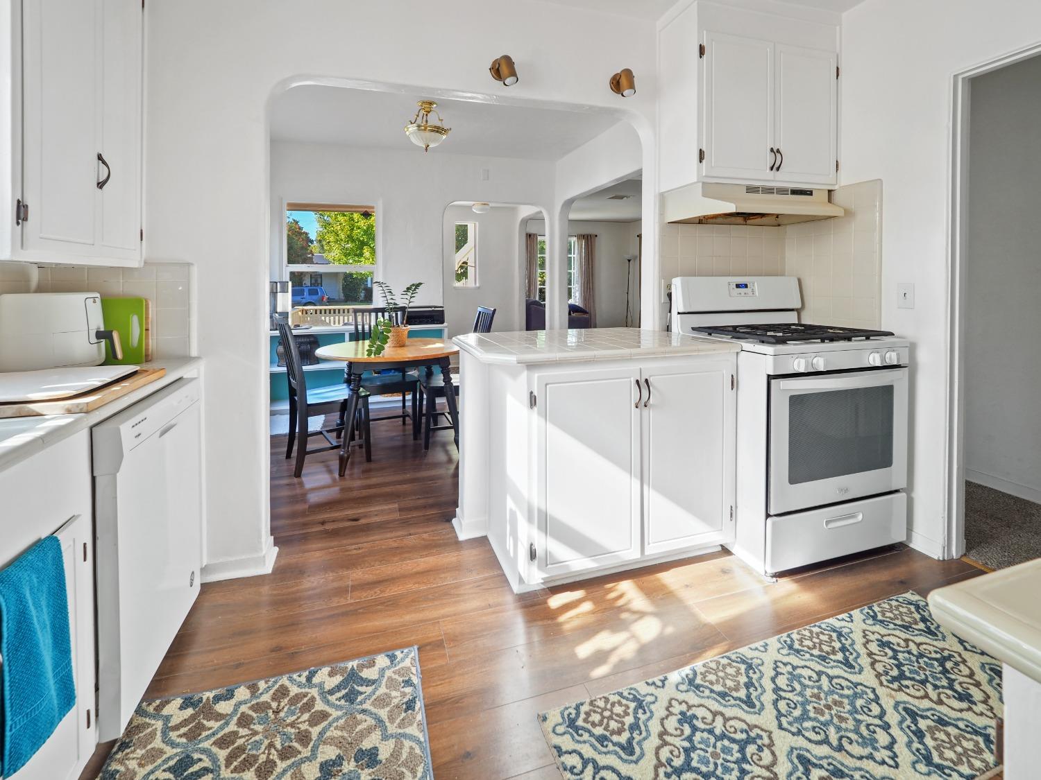 922 7th Street