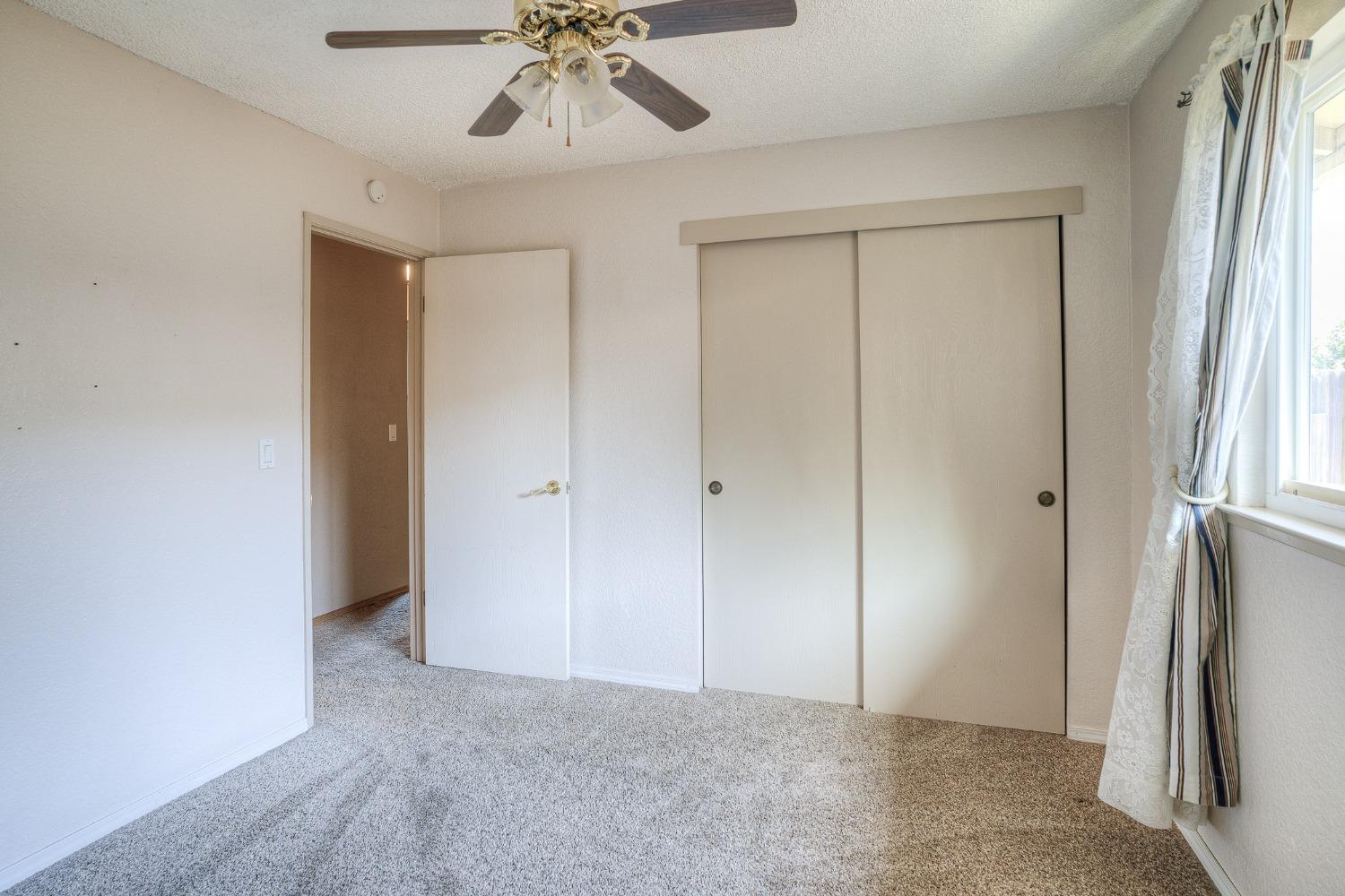 130 E Cedar
