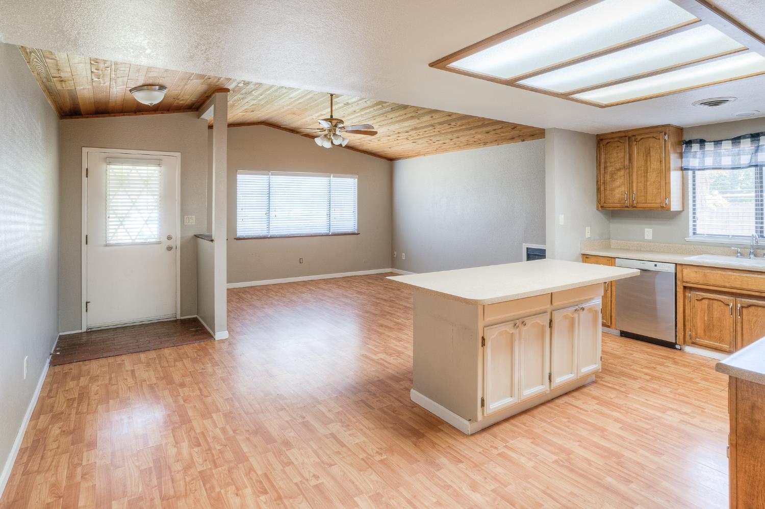 146 Country Club Drive