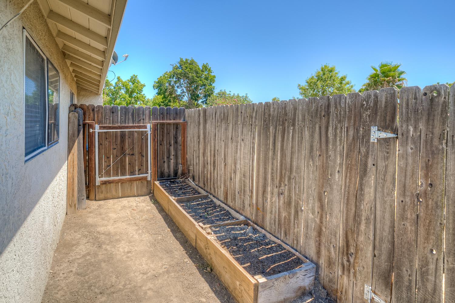 146 Country Club Drive
