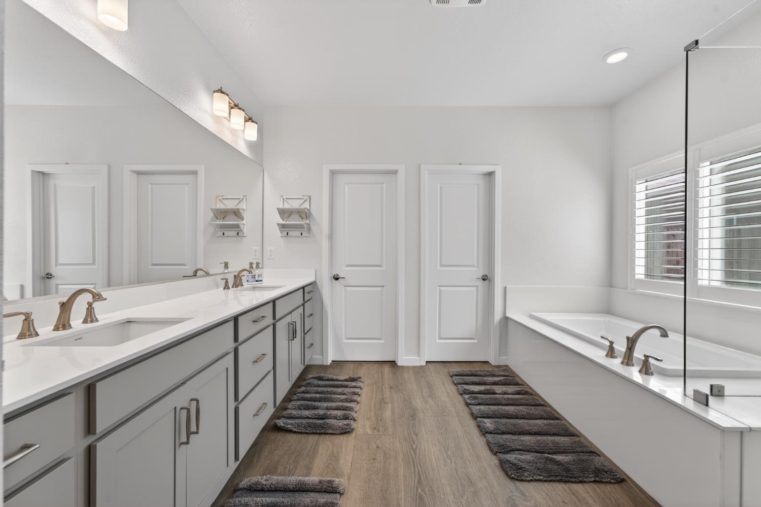 434 Kitty Hawk Drive