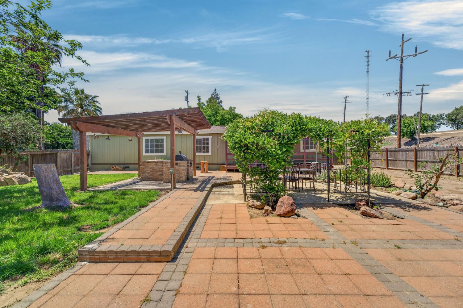 1155 2nd Street