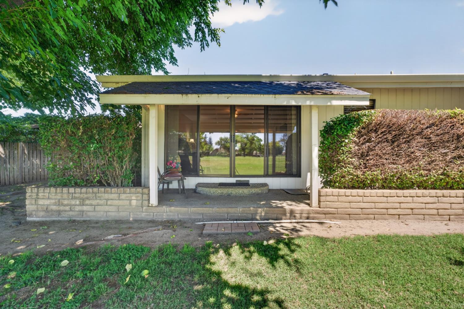 115 Country Club Drive
