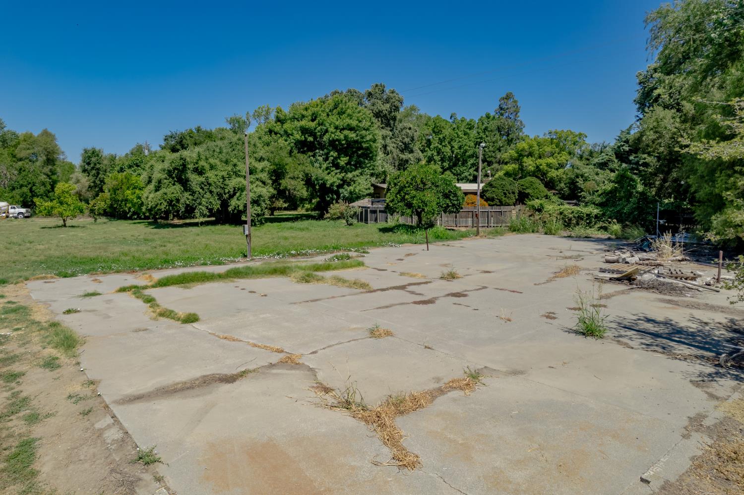 3878 River Road