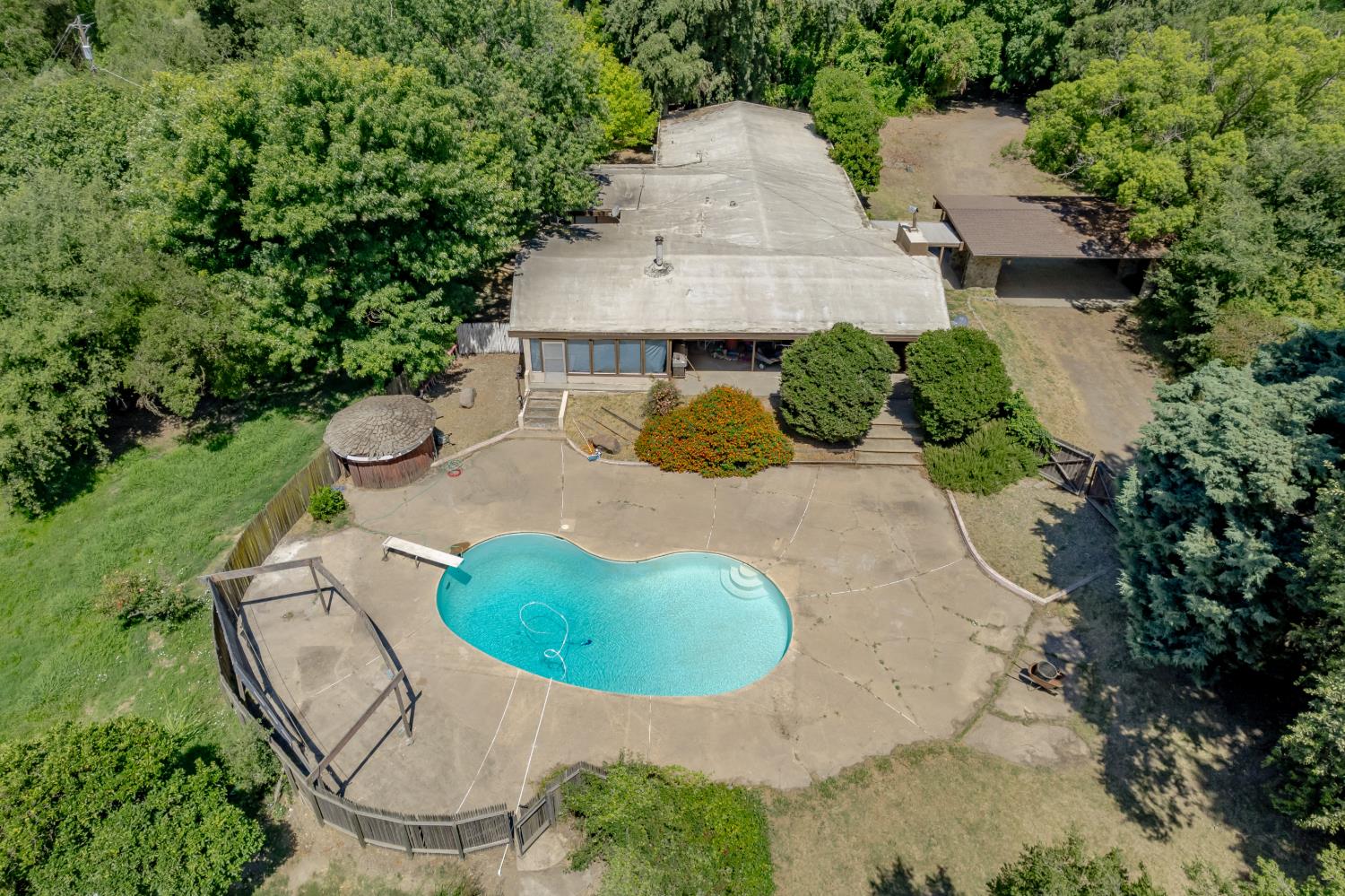 3878 River Road